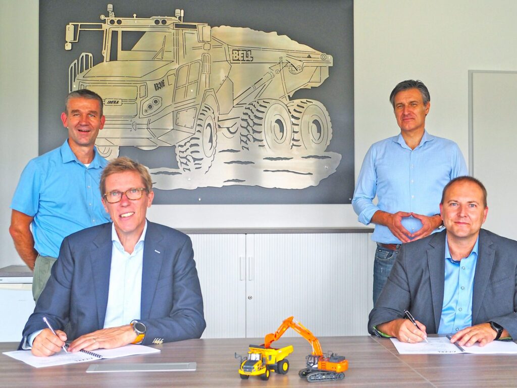 Hitachi Construction Nederland is nu ook dealer voor Bell knikdumpers!