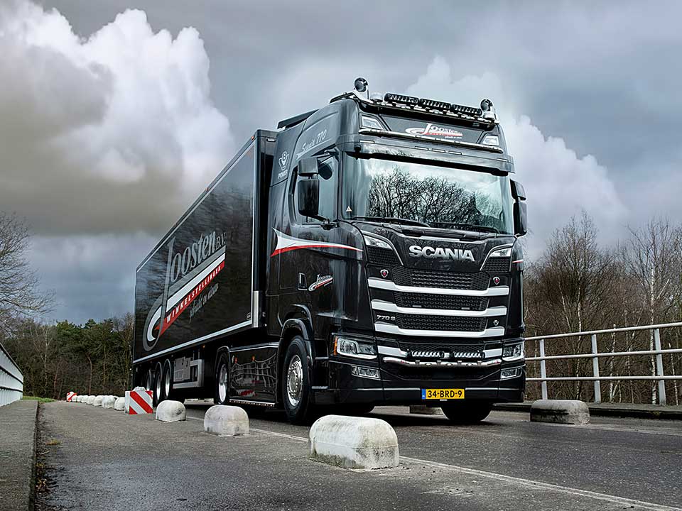 Scania 770S V8 voor Joosten Winkelstellingen bv