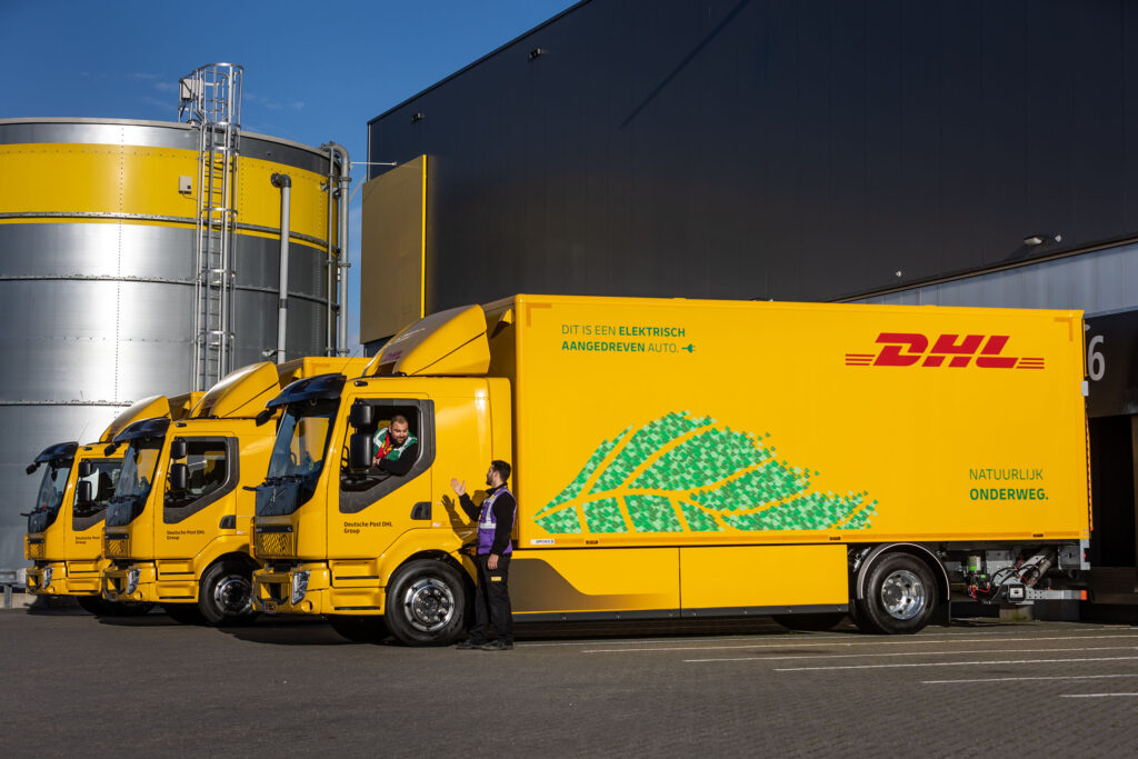 DHL Parcel zet verder in op uitstootvrij transport met drie Volvo’s FL Electric